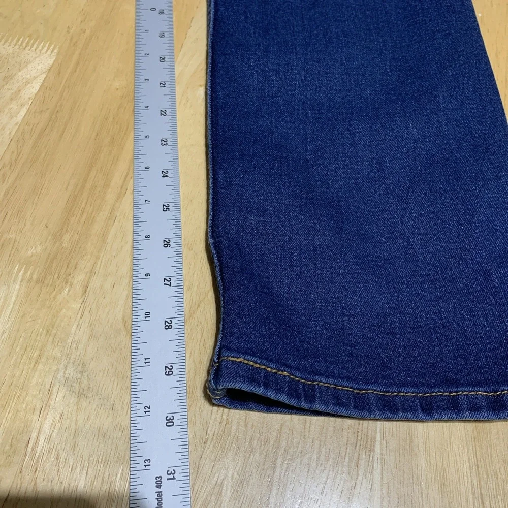 Levis levi 513